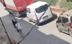 Olay, Arnavutköy Taşoluk Mahallesi’nde 13.45 sıralarında yaşandı. Edinilen bilgilere göre,
