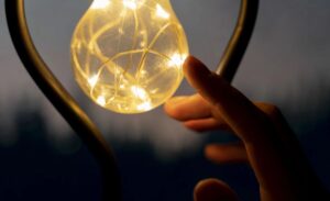 Van’da her gün elektrik kesintileri yaşanmaya devam ediyor… Sürekli bakım