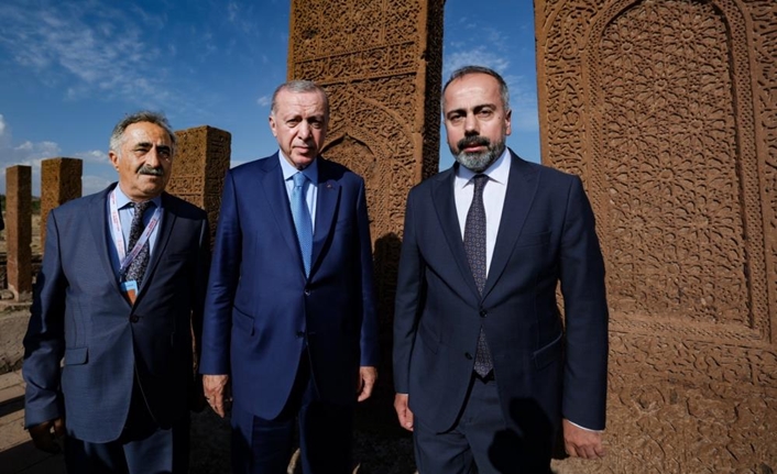 Malazgirt Zaferi’nin 953. yıl dönümü etkinlikleri nedeniyle Bitlis’in Ahlat ilçesini