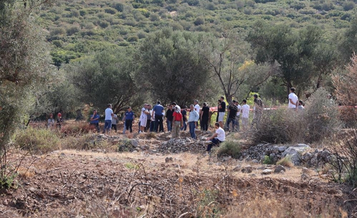 İzmir’in Bornova ilçesinde Vesih Şimşek (45), tabancayla 4 çocuğunu vurup