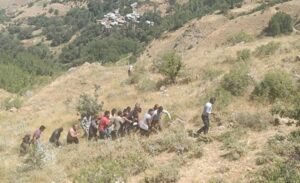 Kaza, öğle saatlerinde Bahçesaray’ın Bağcılar Mahallesi’nde meydana geldi. M.D., yönetimindeki