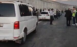 Kaza, Van-Erciş-Muradiye yol ayrımında meydana geldi. Erciş istikametinden gelen düğün