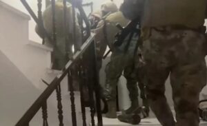 İçişleri Bakanı Yerlikaya sosyal medya hesabından yaptığı açıklamada, 49 ilde