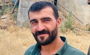 Olay öğle saatlerinde Yüksekova Dilimli Barajı’nda meydana geldi. Arkadaşlarıyla beraber