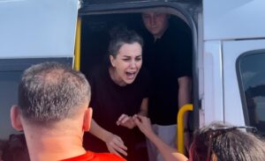 Bugün tutuklu olduğu davada hakkında tutuksuz yargılama kararı çıkan sosyal