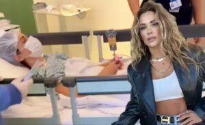 Sesiyle ve güzelliğiyle kendisine hayran bırakan sevilen şarkıcı Şimal, birkaç