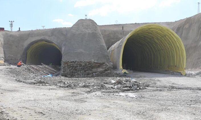 Sona yaklaşıldı! Van-Hakkari ulaşımı tünelle birlikte 6 dakikaya düşüyor