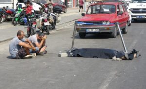 Adana’nın Seyhan ilçesine bağlı Fevzipaşa Mahallesi Turhan Cemal Beriker Bulvarı’nda meydana gelen