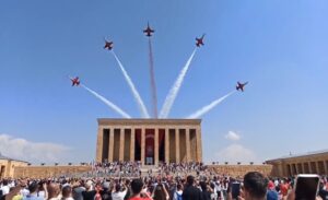 Büyük Taarruz ve Başkomutanlık Meydan Muharebesi, 30 Ağustos’ta zaferle sonuçlanarak