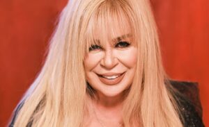 Ünlü sanatçı Zerrin Özer, hayatına dair çok önemli açıklamalar yaptı.