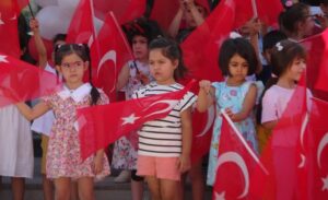 Tüm Türkiye’de olduğu gibi Van’da da 3 aylık yaz tatilinin