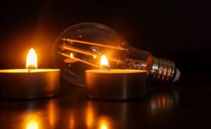 Van’da her gün elektrik kesintileri yaşanmaya devam ediyor… Sürekli bakım