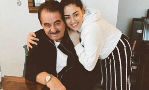 Türk Hava Yolları’nın Bodrum-İstanbul seferini yapan uçakta bulunan İbrahim Tatlıses’in