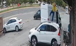 İlçeye bağlı Battalgazi Mahallesi Kartal Bulvarı üzerinde bulunan 11 katlı