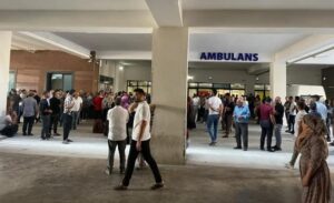 Olay, kırsal Ortaköy Mahallesi’nde cadde ortasında daha önce aralarında husumet