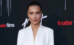 Victoria’s Secret’in en ünlü isimlerinden eski model Adriana Lima, geçtiğimiz