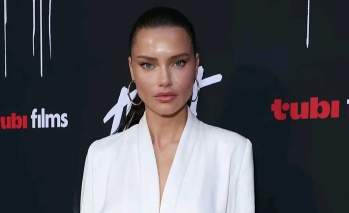 Victoria’s Secret’in en ünlü isimlerinden eski model Adriana Lima, geçtiğimiz