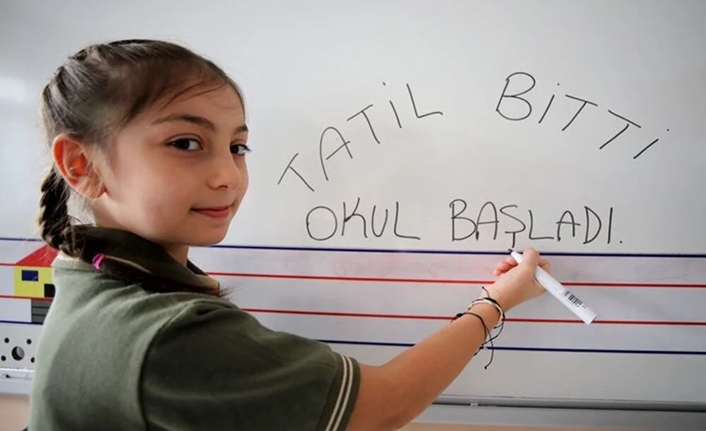 Türkiye genelinde okulöncesinden liseye kadar tüm kademeler için okullar bugün