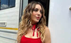 8 yıl önce hayatını yakışıklı oyuncu ve sunucu Kenan İmirzalıoğlu ile birleştiren