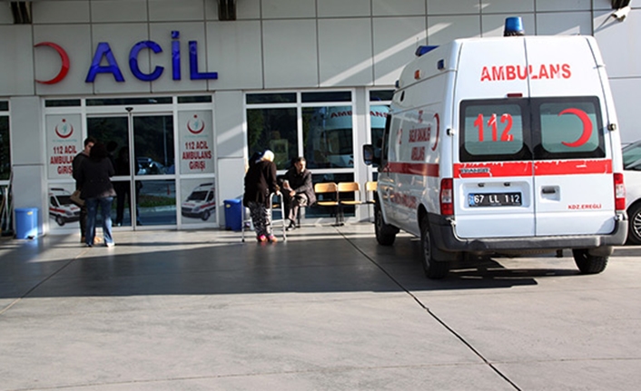 1. Komando Tugayı Köşk Kışla’da askerler, dün akşam saatlerinde mide