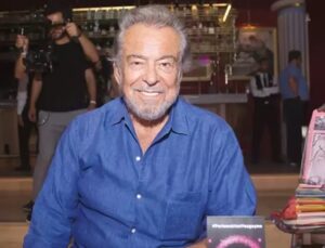 Ünlü gazeteci Güneri Cıvaoğlu hayatını kaybetti