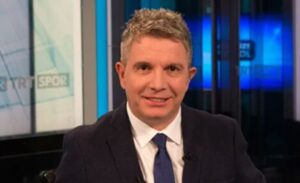 Uzun yıllardır TRT ekranlarında sunuculuk ve spikerlik yapan Erdoğan Arıkan