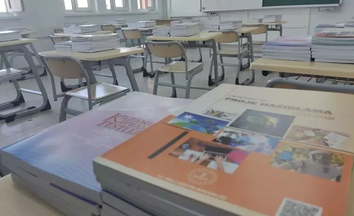 Milli Eğitim Bakanlığı, ücretsiz ders kitaplarından haksız kazanç elde etmeye