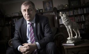 Cumhurbaşkanı’na hakaret suçlamasıyla hakkında soruşturma açılan ve dün gözaltına alınan