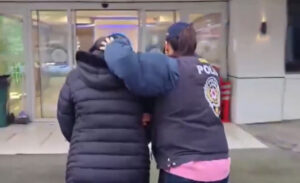 İstanbul Emniyet Müdürlüğü Siber Suçlarla Mücadele Şube Müdürlüğü ekipleri, vatandaşlardan