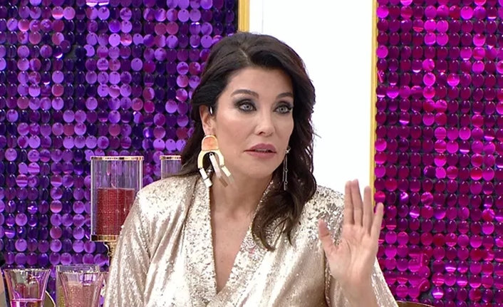 Eski manken Deniz Akkaya, kızıyla yaşadığı sorunlarla sıkça gündeme gelirken,