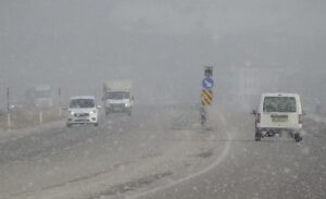Van-Bitlis Karayolu’nda etkili olan kar yağışı, Akdamar Adası ile Akamamar
