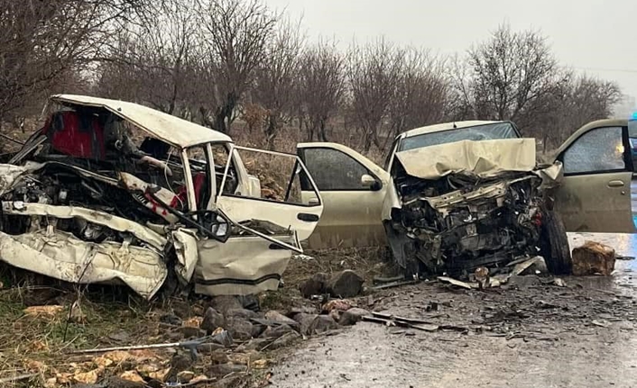 Bingöl-Diyarbakır karayolu Genç ilçesi çıkışı Doğanca köyü mevkisinde meydana gelen