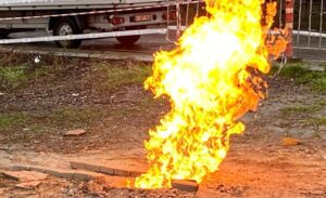 Kartepe ilçesinde metro inşaatı için yapılan sondaj çalışması sırasında metan