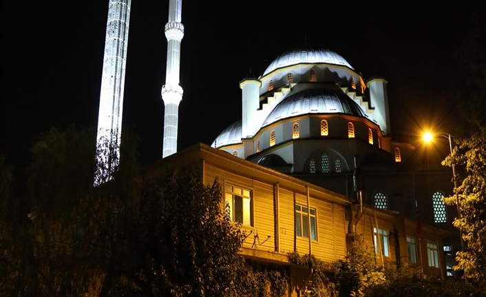 Ramazan’ın gelmesiyle birlikte herkesin merak ettiği konular bu haberimizde… 11