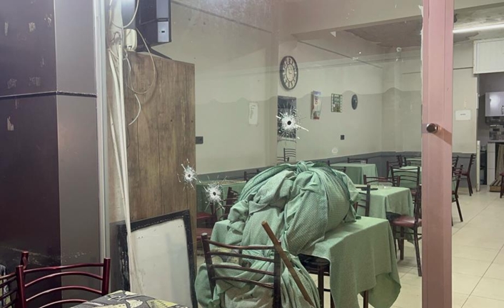 Osmangazi ilçesi Demirtaş Mahallesi’nde bulunan bir kahvehaneye, kimliği belirsiz 2