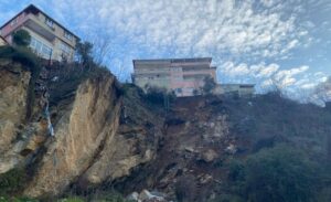 Üsküdar ilçesindeki Küplüce Mahallesi’nde dün gece saat 23.00 sıralarında meydana
