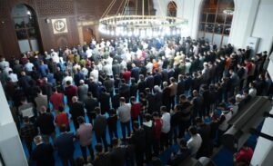 Ramazan ayının başlamasıyla birlikte Bitlis, Muş ve Hakkari’de Müslümanlar, ilk