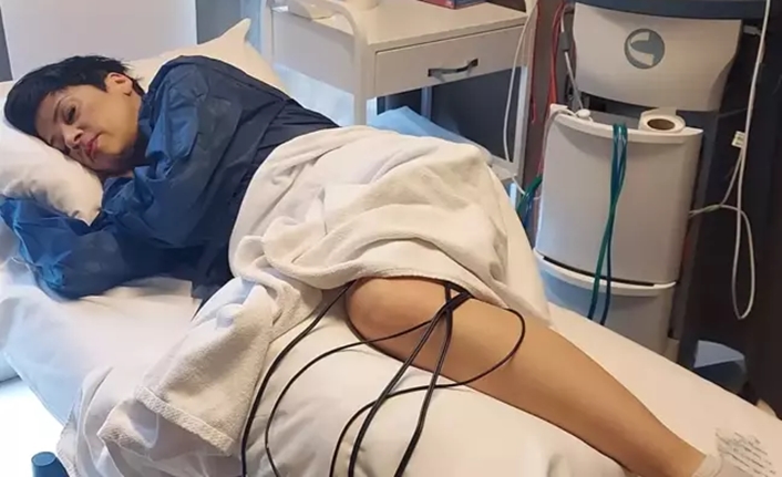 Ünlü şarkıcı Aydilge hastaneye kaldırıldı: Psikolojik olarak çökmüş durumdayım Kendine has tarzıyla geniş bir dinleyici kitlesine sahip olan ünlü