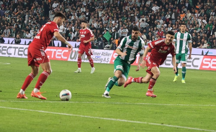 Süper Lig’in 28. haftasında Beşiktaş, deplasmanda Konyaspor’a 1-0 mağlup oldu.