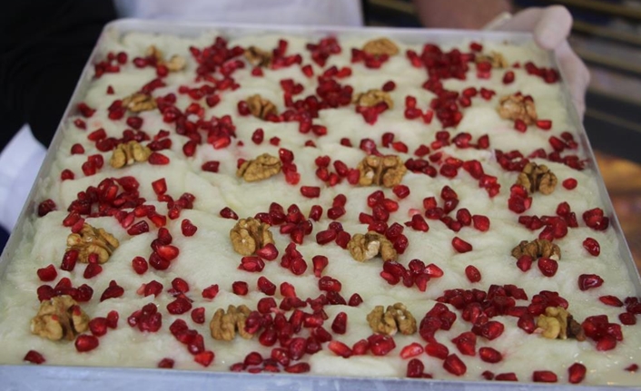 Van’da Ramazan ayıyla birlikte tatlıcılar, iftar sonrası hafif tatlı tüketmek