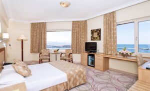 Van’daki otellerin, İranlı turistler ve tüm yerli yabancı turistlere hizmet