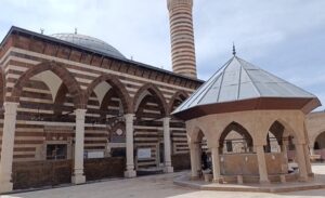 Ramazan ayı, Müslüman alemi için manevi olarak huzur içerisinde geçti.