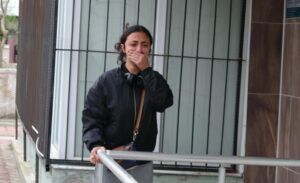 Kepez ilçesinde sabah saatlerinden itibaren arkadaşı Nazik T.’ye ulaşamayan genç