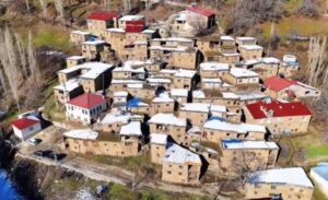 Bitlis Valiliği, sosyal medya hesaplarında Hizan ilçesinin doğal güzellikleri ve