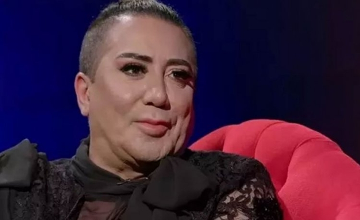 Yardım kolilerini göstere göstere dağıtmasıyla gündem olan Vanlı sosyal medya