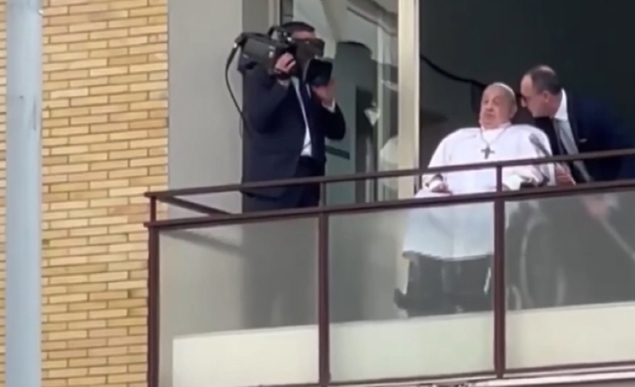 Katoliklerin ruhani lideri Papa Francis, 14 Şubat’ta akut solunum yetmezliği