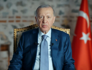 Cumhurbaşkanı Erdoğan’dan muhalefete sert sözler: Soygunu perdeleme çabası