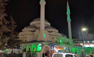 Ramazan ayı, Müslüman alemi için manevi olarak huzur içerisinde geçti.