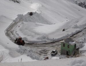 Aylar sonra sevindiren haber geldi! Van’da kapalı olan o yol tekrar ulaşıma açıldı