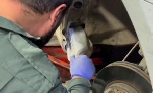 Van Emniyet Müdürlüğü Narkotik Suçlarla Mücadele Şube Müdürlüğü ekipleri, uyuşturucu